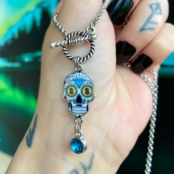 π΄β SALE ! red dot items are 2 for $25 . Bundle more than 3 and its $10 each π - Picture 5 of 11